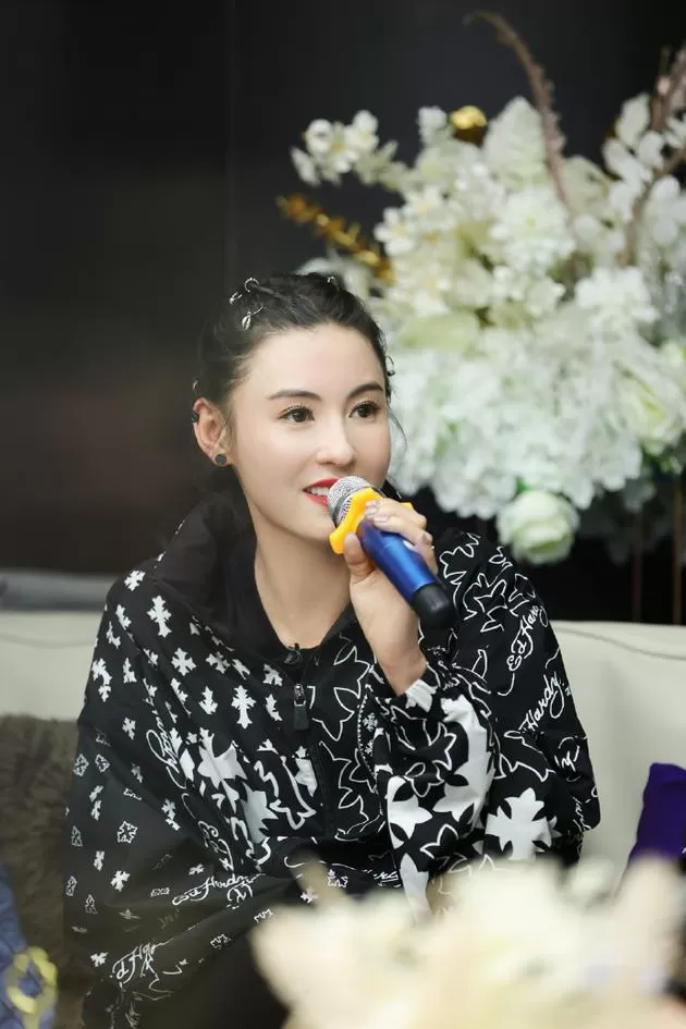张柏芝称不会再公开恋情：公开也没得到祝福