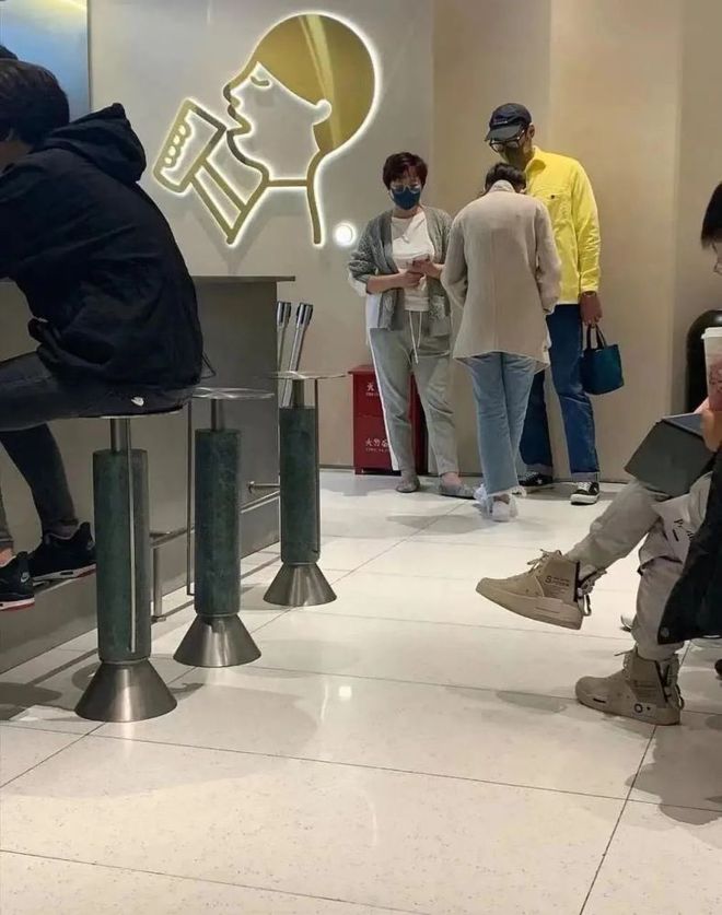 台媒曝阮经天宋祖儿8个月前分手 女方曾否认恋情