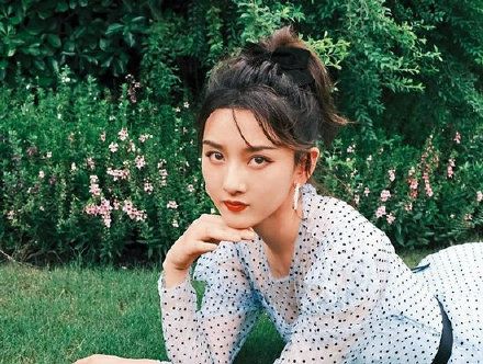 台媒曝阮经天宋祖儿8个月前分手 女方曾否认恋情