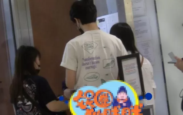 哈利分享合照为庾澄庆庆生 高调表白爸爸力破不和传闻