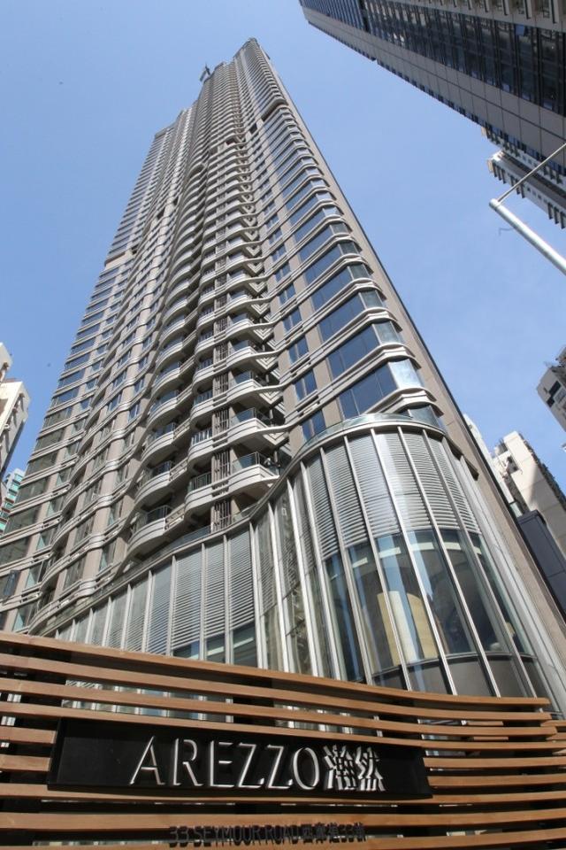吴佩慈再参加贵妇聚会 为男友生了4子仍没名分 日子大不如前
