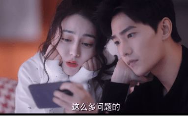 杨洋晒追剧自拍 和于途同框颜值超养眼 