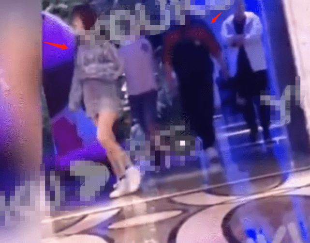 钱枫被曝强奸后情史被挖 节目上见性感美女下体总起立