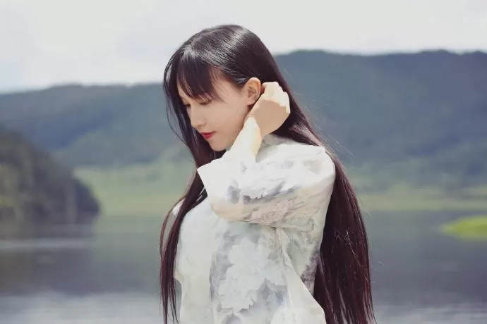 李子柒陷入资本困局，知情人透露现状很惨，律师解读商标恐被抢走