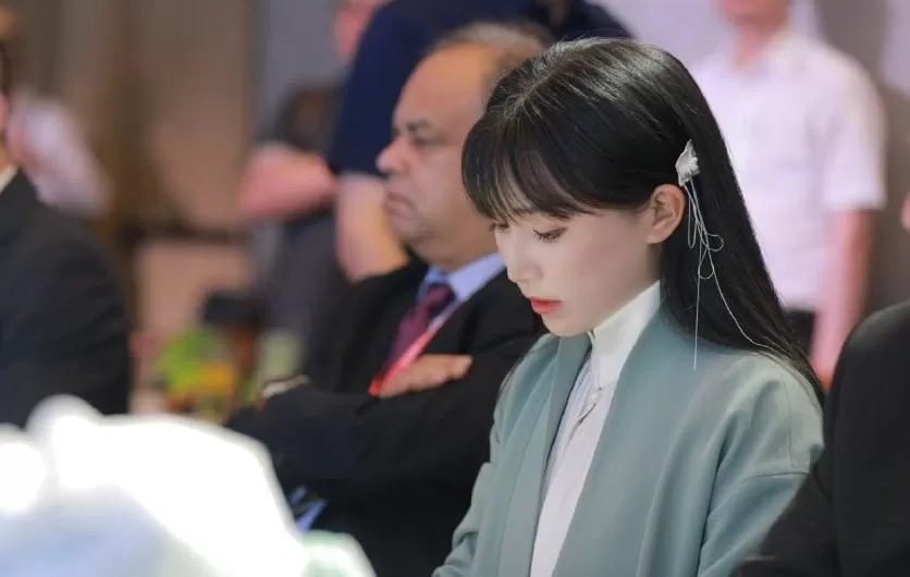李子柒陷入资本困局，知情人透露现状很惨，律师解读商标恐被抢走