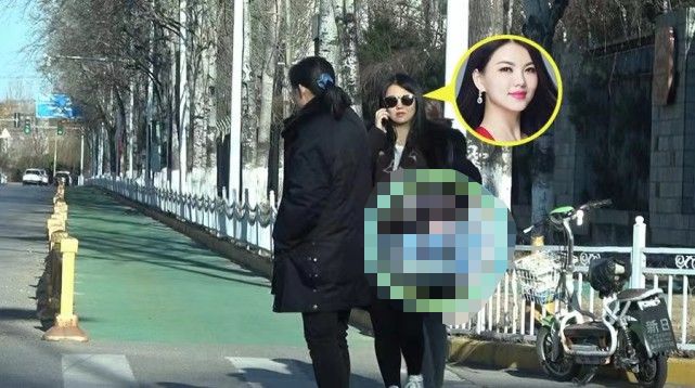 李湘官宣离婚后首现身 与神秘男子驾车发生剐蹭