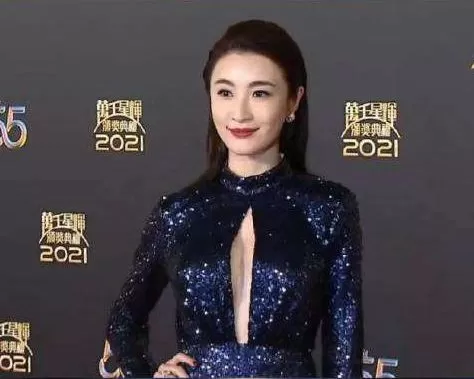 林夏薇获奖被嘲水后 吴卓羲力挺：她做得很好