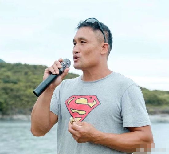 女儿带闺蜜回家做客 台男星醉后性侵客人获刑1年