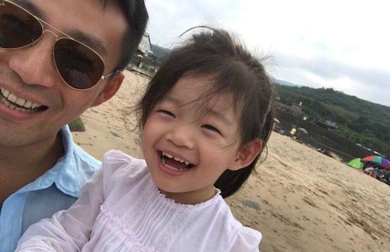 汪小菲悄悄修改社交平台简介：希望玥儿每天都开开心心的