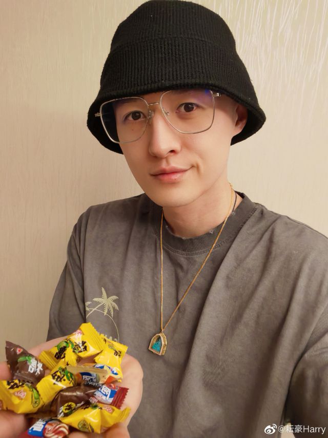 胡耘豪称与孙恩静离婚否认出轨 后者发文疑似回应