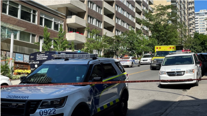 突发！加拿大男子公寓内捅死继父 母亲和路人也被袭击