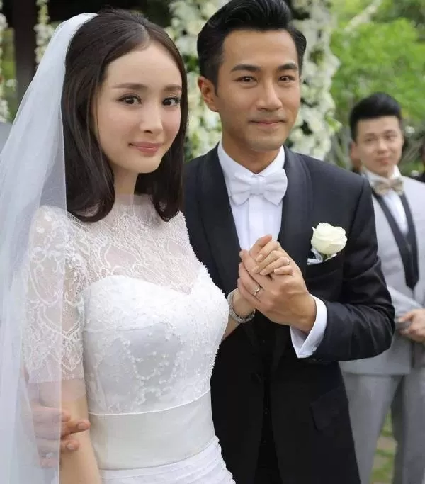人气泰星Mike录披荆斩棘2 穿无袖上衣秀肌肉线条