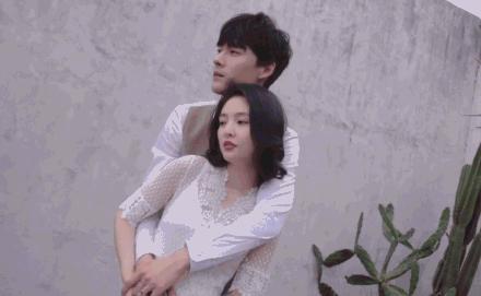 吴倩官宣与张雨剑离婚：单身姑娘的情人节约会 