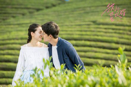 吴倩官宣与张雨剑离婚：单身姑娘的情人节约会 