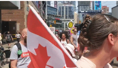 卷土重来！加拿大爆发全国性示威！大规模车队占领高速！