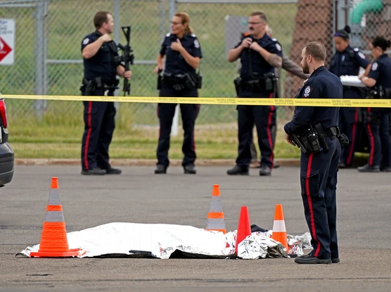 炸! 大屠杀凶手全部死亡; 加拿大再爆随机捅杀 无辜百姓横尸街头
