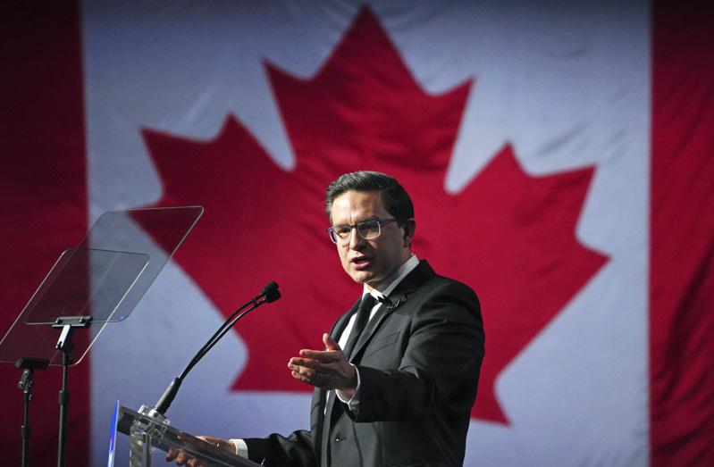 加拿大保守党选出民粹派党魁 挑战杜鲁多和自由党