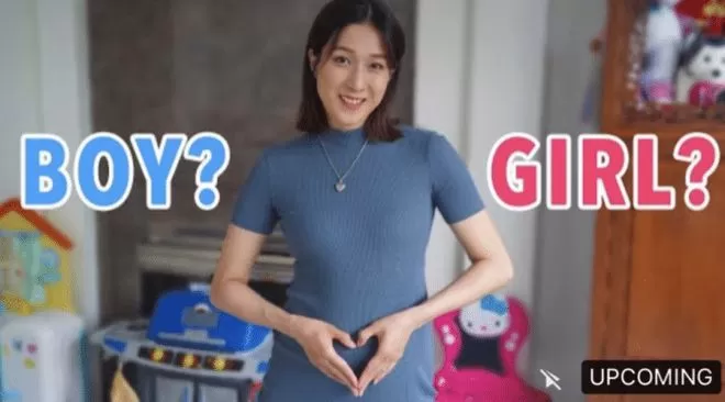 一家五口！钟嘉欣官宣三胎产女 亲吻女儿母爱满满
