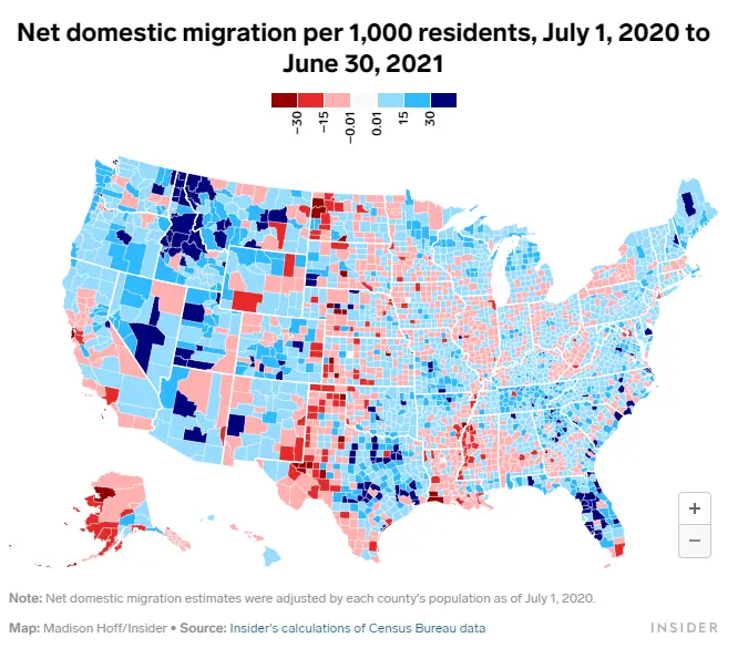 疫情期间美国国内人口流动示意图。红色为迁出，蓝色为迁入。可以看出左下方的内华达和亚利桑那州迁入较多。图源：Business Insider