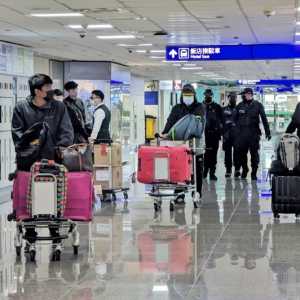 中国经港澳转机抵台 1/6起须持检验报告、暂不落地筛检