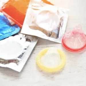 法国给年轻人免费发避孕套后 发现用量有点大