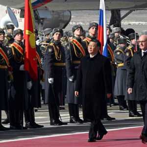 56秒影片曝光 习近平专机抵俄 立即与普亭1对1会谈