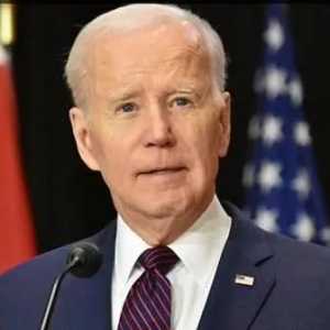 突发! 拜登宣布紧急状态! “死亡龙卷风”屠镇夺命! 诡异蓝光乍现夜空!