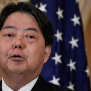日本外相这时候访问中国 是为“捞人”吗?