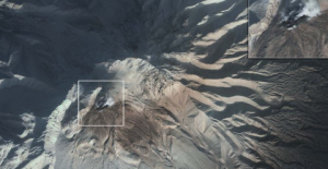 恐怖！这火山喷出10公里高火山灰 已威胁空中交通