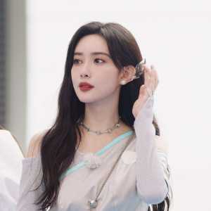 数度美上热搜 她进演艺圈竟是为了让初恋“永远记得”