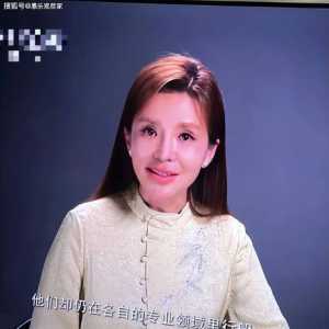 央视主持朱迅近照曝光，被指整容失败像宋小宝