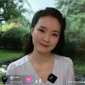 豪门梦碎？50岁王艳直播带货引争议，疑为夫还债