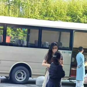 网友偶遇王祖贤晒“女神照” 粉丝大赞：时光不败美人