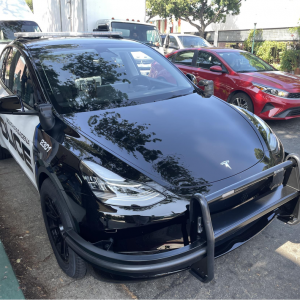 警车版Tesla Model Y先睹为快 每辆成本近10万