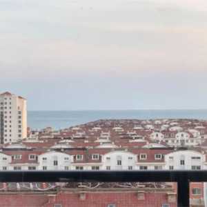 十年前30万买的海景房，现在8万卖不掉