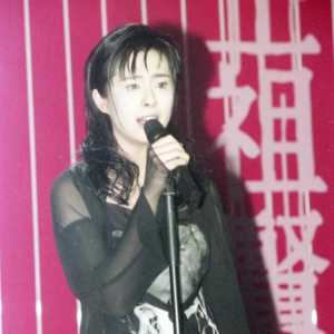 王祖贤30年前“被包养”？他揭女神私下面貌回应了