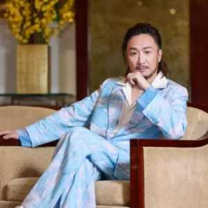 老爸是娱乐大亨 郑中基超狂家世曝光 邓丽君常到家作客