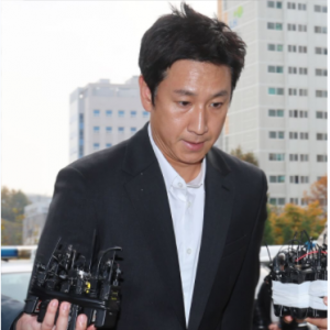 韩国影帝涉吸毒接受调查 留遗书陈尸车内