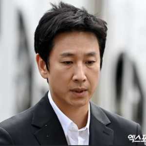 卷吸毒疑云 “寄生上流”男星李善均车内烧炭轻生 享年48岁