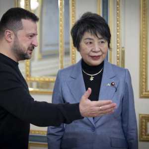 日本外相突访基辅 宣布拨3700万美元供无人机侦测系统