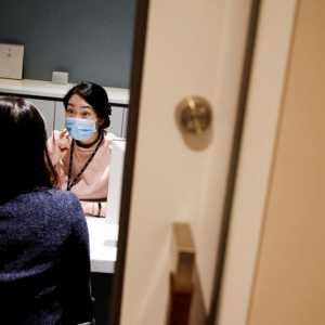 试管婴儿大乌龙 纽约亚裔夫妇生下白人男婴 终获赔