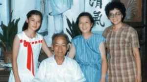她因长相太美无人敢追 父亲为她终身不娶