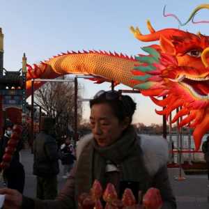 经济差年味更浓 龙年春节中国人普遍预期值“内卷”