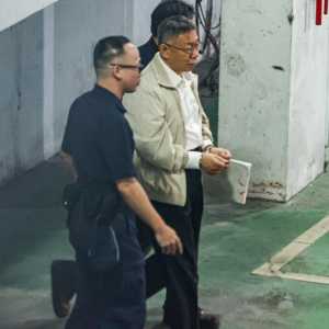 柯文哲羁押禁见不再提抗告 民众党盼毋枉毋纵厘清真相