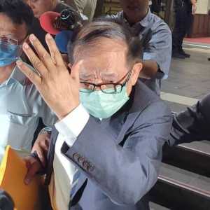 检方2度约谈近4小时 京华城董事长陈玉坤神情疲惫
