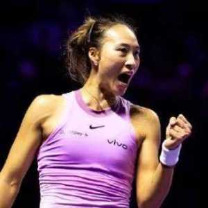 郑钦文2024年收入曝光：突破1.3亿！