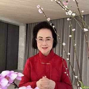 著名作家琼瑶轻生身亡，终年86岁
