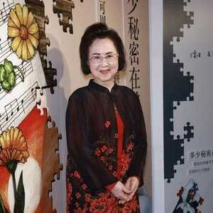 昔苦劝三毛7小时放弃轻生 琼瑶30年后步后尘网喷泪