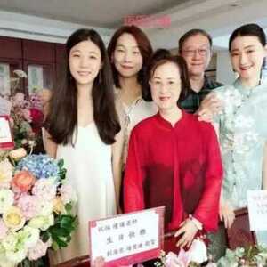 琼瑶遗书未提遗产分配，25亿元身家分配成悬念？