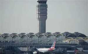 联邦航空管理局：撞机当日 塔台人员配备“不正常”